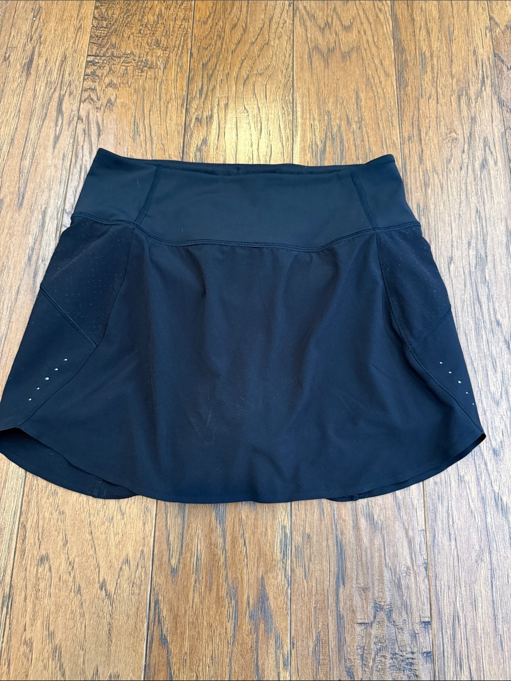 Athleta Black Circle Skater Active Skirt with Subtle Reflective Accents